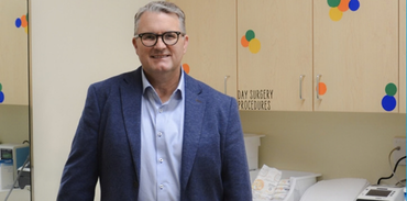 Dr. Jason Howard