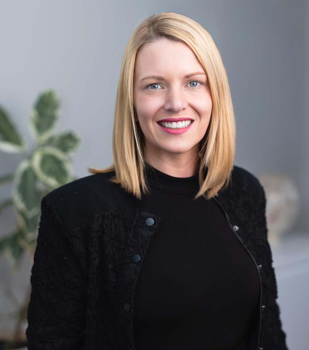 Dr. Amanda MacDonald Green